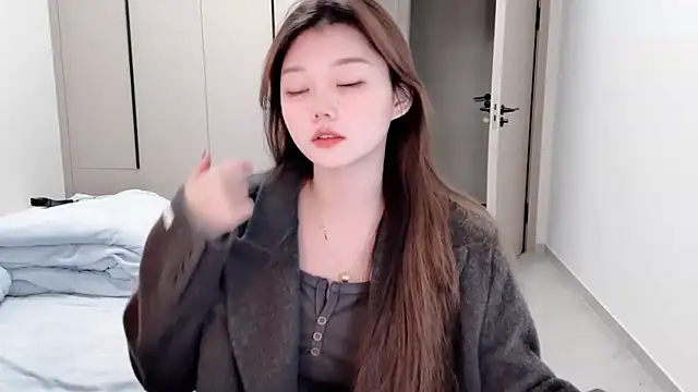 Snapshot of yangyang-1115 chatting on November 6, 2025, 4:16 am yangyang-1115 online show from November 6, 2025, 4:16 am