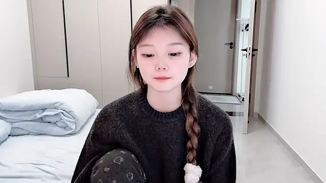 Snapshot of yangyang-1115 chatting on November 2, 2025, 4:28 am yangyang-1115 online show from November 2, 2025, 4:28 am