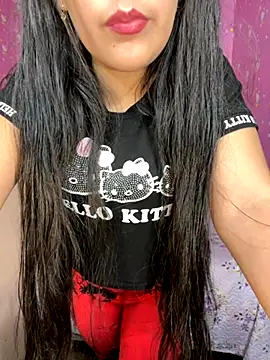 Snapshot of Velyn_18 chatting on November 12, 2025, 3:32 am Velyn 18 online show from November 12, 2025, 3:32 am