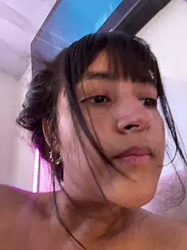 Snapshot of Lady_Rey chatting on July 8, 2026, 7:58 pm Lady Rey online show from July 8, 2026, 7:58 pm