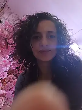 AriannaRussell  online show from July 7, 2026, 12:52 pm