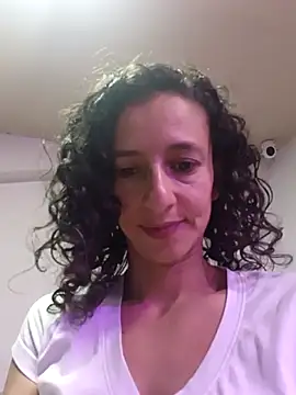 AriannaRussell  online show from June 27, 2026, 1:17 pm