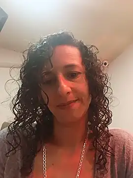 AriannaRussell  online show from July 26, 2026, 12:56 pm