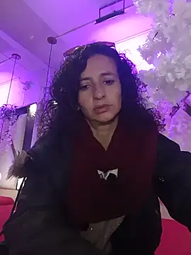Snapshot of AriannaRussell_ chatting on June 7, 2026, 12:21 pm AriannaRussell online show from June 7, 2026, 12:21 pm