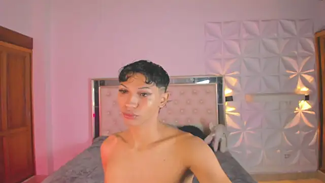 im sebaslopez online show from July 13, 2026, 11:42 am