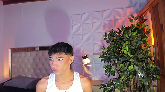 im sebaslopez online show from February 15, 2026, 8:19 pm