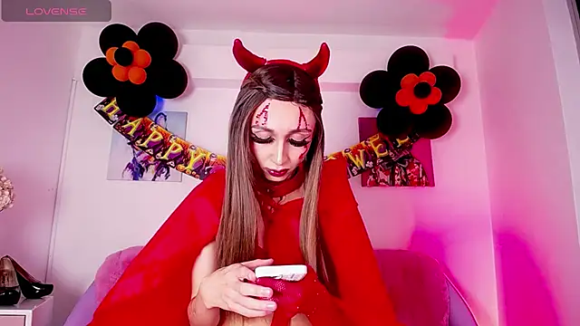 Snapshot of Aniie_Doll chatting on October 29, 2025, 8:35 am Aniie Doll online show from October 29, 2025, 8:35 am