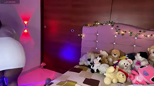 male couper online show from March 27, 2026, 3:15 am