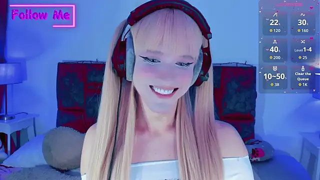 Snapshot of Kirmyy_ chatting on November 14, 2025, 9:07 pm Kirmyy online show from November 14, 2025, 9:07 pm