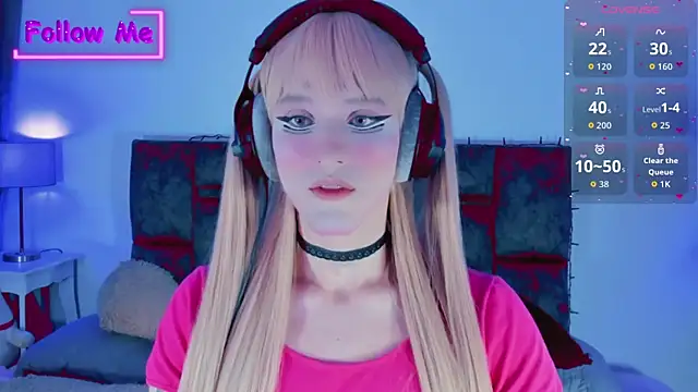 Snapshot of Kirmyy_ chatting on October 24, 2025, 8:41 pm Kirmyy online show from October 24, 2025, 8:41 pm