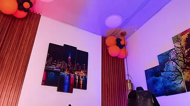 Noah Xitruxx online show from November 6, 2025, 3:21 am