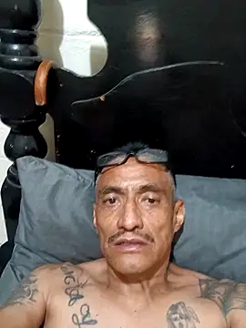 Snapshot of Innsaciable chatting on March 22, 2026, 3:43 am Innsaciable online show from March 22, 2026, 3:43 am