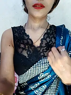 xpihu online show from October 23, 2025, 5:33 pm