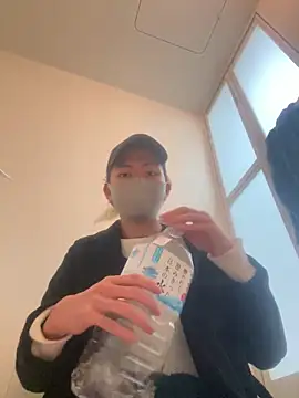 Snapshot of Manato_jp_1215 chatting on December 6, 2024, 12:11 pm Manato jp 1215 online show from December 6, 2024, 12:11 pm