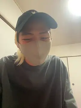 Snapshot of Manato_jp_1215 chatting on December 8, 2024, 3:02 pm Manato jp 1215 online show from December 8, 2024, 3:02 pm