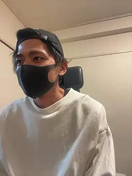 Snapshot of Manato_jp_1215 chatting on March 15, 2026, 1:07 pm Manato jp 1215 online show from March 15, 2026, 1:07 pm