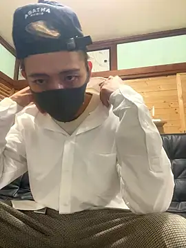 Snapshot of Manato_jp_1215 chatting on January 9, 2026, 12:01 pm Manato jp 1215 online show from January 9, 2026, 12:01 pm