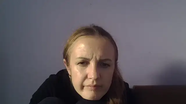 Milaniya261 online show from November 12, 2025, 1:37 pm