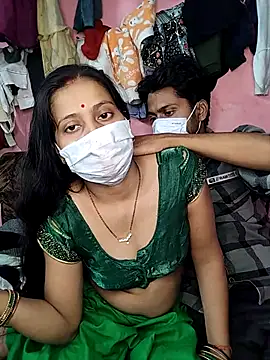 riyagupta5 online show from November 19, 2025, 4:40 pm