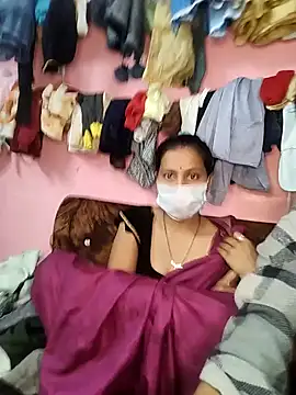 riyagupta5 online show from November 17, 2025, 10:30 am