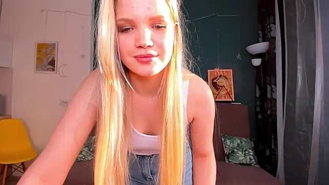 Snapshot of Xloe_Queen chatting on March 16, 2025, 1:27 pm Xloe Queen online show from March 16, 2025, 1:27 pm