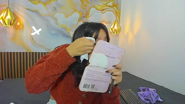 Snapshot of MelissaGilll chatting on November 29, 2025, 2:28 pm MelissaGilll online show from November 29, 2025, 2:28 pm