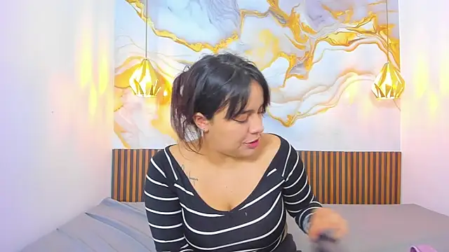 Snapshot of MelissaGilll chatting on November 27, 2025, 7:03 pm MelissaGilll online show from November 27, 2025, 7:03 pm