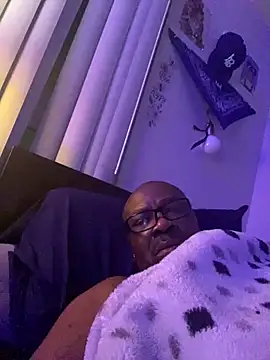 Snapshot of GOODCHOCOLATEDICK chatting on December 13, 2024, 12:17 pm GOODCHOCOLATEDICK online show from December 13, 2024, 12:17 pm