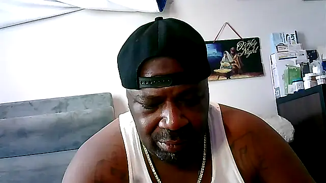 Snapshot of GOODCHOCOLATEDICK chatting on December 13, 2024, 9:30 pm GOODCHOCOLATEDICK online show from December 13, 2024, 9:30 pm