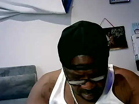 Snapshot of GOODCHOCOLATEDICK chatting on December 14, 2024, 12:33 am GOODCHOCOLATEDICK online show from December 14, 2024, 12:33 am