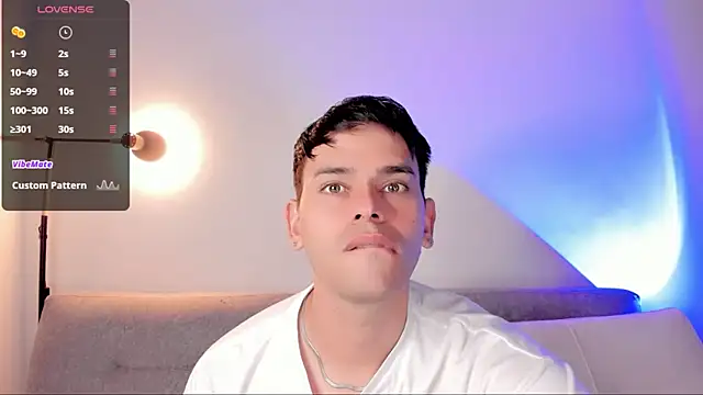 Snapshot of joe_jhon chatting on February 24, 2025, 1:31 pm joe jhon online show from February 24, 2025, 1:31 pm