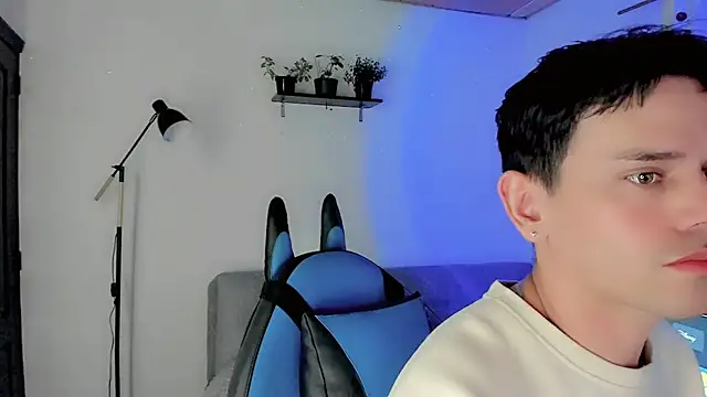 Snapshot of joe_jhon chatting on January 29, 2025, 4:15 am joe jhon online show from January 29, 2025, 4:15 am