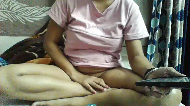 Snapshot of shalini_fire chatting on August 2, 2026, 7:33 pm shalini fire online show from August 2, 2026, 7:33 pm