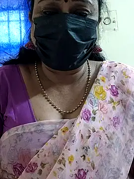 Snapshot of rekha_naier chatting on November 14, 2025, 10:41 am rekha naier online show from November 14, 2025, 10:41 am