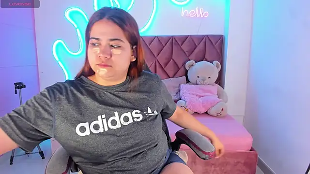 Snapshot of jisoo__ chatting on December 4, 2025, 12:37 pm jisoo online show from December 4, 2025, 12:37 pm