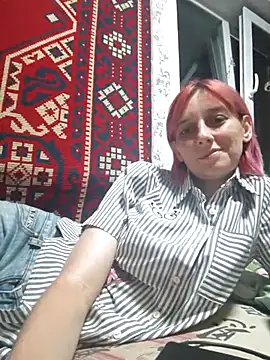 Snapshot of Ketti_mom chatting on July 3, 2026, 8:15 pm Ketti mom online show from July 3, 2026, 8:15 pm
