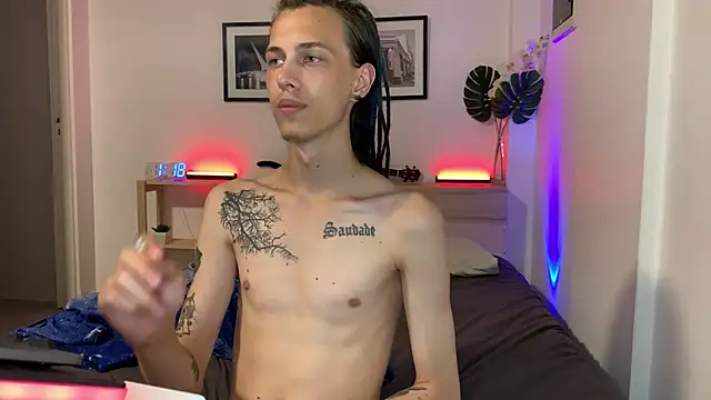 Den BlueXx online show from January 28, 2025, 4:18 am