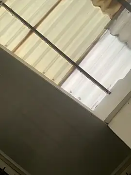 Snapshot of SarahXRusso chatting on December 16, 2024, 5:22 pm SarahXRusso online show from December 16, 2024, 5:22 pm