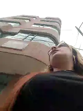 Snapshot of SarahXRusso chatting on December 18, 2024, 7:52 pm SarahXRusso online show from December 18, 2024, 7:52 pm