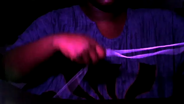 Snapshot of BigKittyRaven chatting on December 7, 2024, 2:36 am BigKittyRaven online show from December 7, 2024, 2:36 am