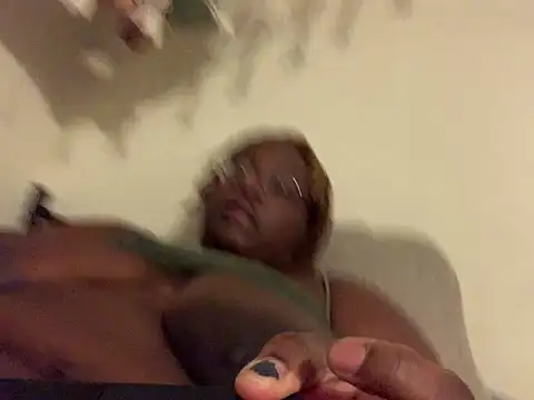 Snapshot of BigKittyRaven chatting on February 3, 2025, 7:40 am BigKittyRaven online show from February 3, 2025, 7:40 am