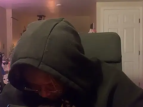 Snapshot of BigKittyRaven chatting on January 23, 2025, 4:19 am BigKittyRaven online show from January 23, 2025, 4:19 am