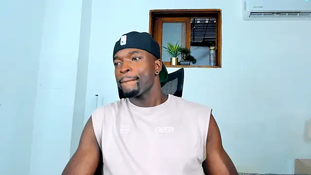 Snapshot of Dylan_Taylor chatting on August 4, 2026, 7:40 pm Dylan Taylor online show from August 4, 2026, 7:40 pm