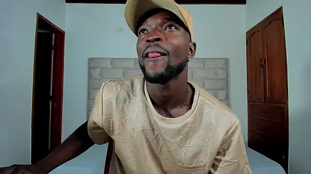 Dylan Taylor online show from November 23, 2025, 12:37 pm