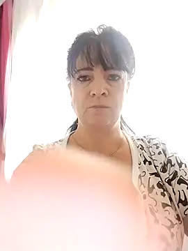 Snapshot of Lorrain_Dorrie chatting on October 24, 2025, 9:30 am Lorrain Dorrie online show from October 24, 2025, 9:30 am