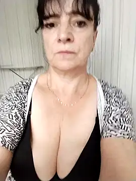 Snapshot of Lorrain_Dorrie chatting on September 23, 2025, 6:09 am Lorrain Dorrie online show from September 23, 2025, 6:09 am