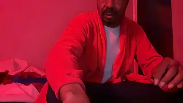 Snapshot of skarfosbabes69 chatting on February 13, 2026, 1:00 pm skarfosbabes69 online show from February 13, 2026, 1:00 pm