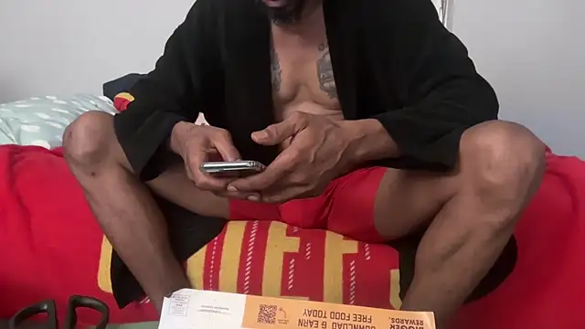 Snapshot of skarfosbabes69 chatting on June 15, 2026, 9:42 am skarfosbabes69 online show from June 15, 2026, 9:42 am