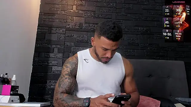 Snapshot of bruno_miller_ chatting on October 11, 2025, 9:16 pm bruno miller online show from October 11, 2025, 9:16 pm