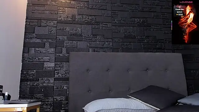 Snapshot of bruno_miller_ chatting on October 10, 2025, 10:21 pm bruno miller online show from October 10, 2025, 10:21 pm